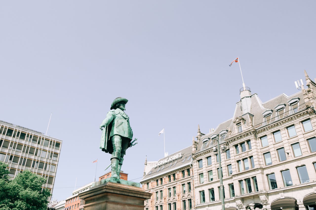 Sculpture of Danish King in Oslo